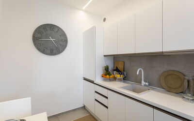 Villa Vitara: Keuken, Lunchroom, Woonkamer