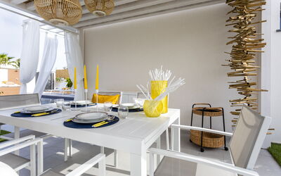 Villa Vitara: Buitenshuis, Tuin