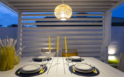 Villa Vitara: Buitenshuis, Tuin