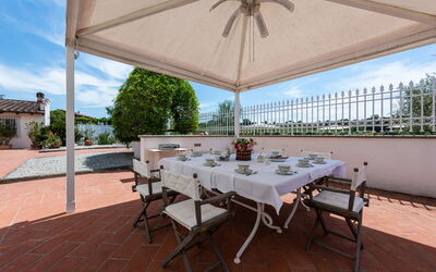 Villa Yvonne
