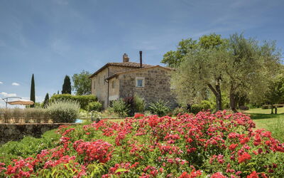 Terra Quercus: bassin, Extérieurs