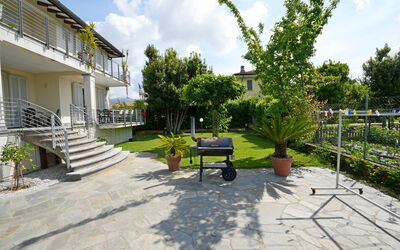 Villa Alex: Garden, Outdoor