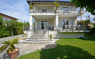 Villa Alex: Garden, Outdoor