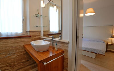 Villa Alex: Bathroom