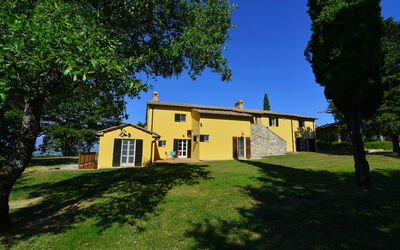Villa Il Troscione: Building Exterior, Outdoor
