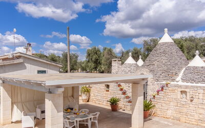 Trullo Quattro Carrini
