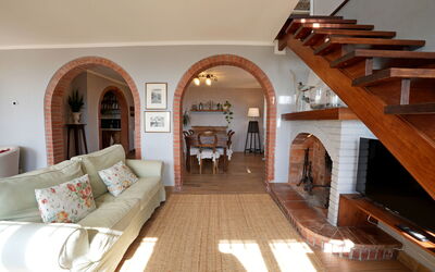 Villa Corsanico: Woonkamer