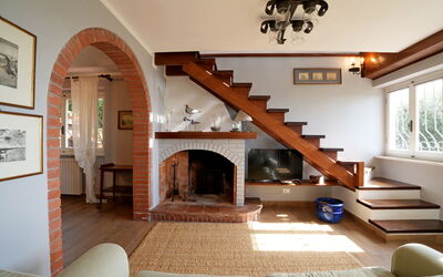 Villa Corsanico: Woonkamer