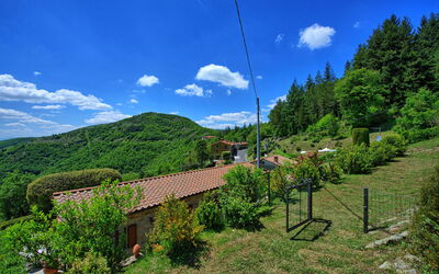 Villa Portole Due: Jardin, Vues