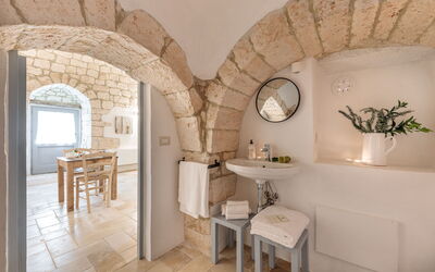 Masseria le Monache: Bagno, Camera da letto, Dettagli della stanza, Primavera, Vista Panoramica