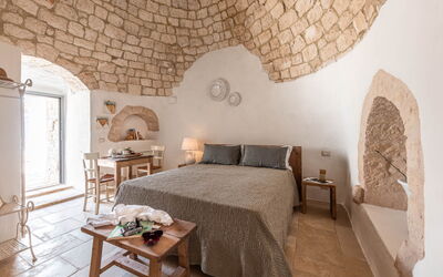 Masseria le Monache: Camera da letto, Cibo, Dettagli della stanza, Primavera, Vista Panoramica