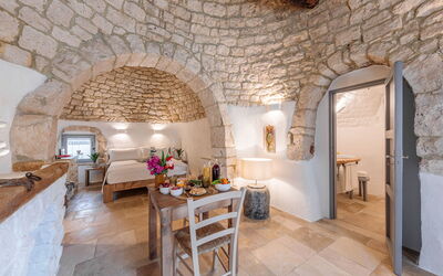 Masseria le Monache: Camera da letto, Caratteristiche, Dettagli della stanza, Primavera