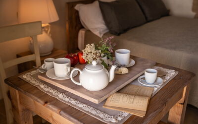 Masseria le Monache: Camera da letto, Cibo, Dettagli della stanza, Primavera, Vista Panoramica