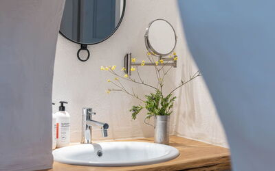 Masseria le Monache: Bagno, Benessere, Caratteristiche, Primavera