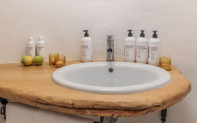 Masseria le Monache: Bagno, Caratteristiche, Primavera, Vista Panoramica