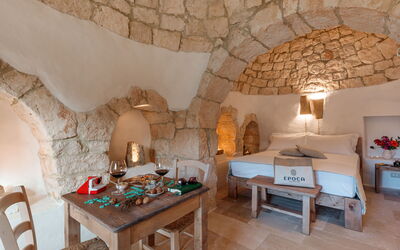 Masseria le Monache: Camera da letto, Dettagli della stanza, Primavera, Vista Panoramica