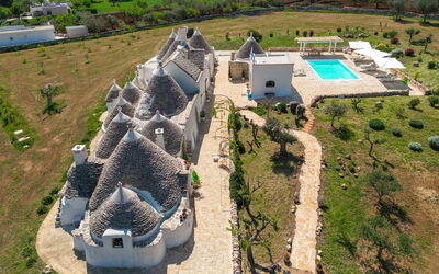 Masseria le Monache: all'aperto, Attività, Balcone / Terrazza / Patio, Benessere, Esterni, Giardino, Piscina, Primavera, Vista Panoramica