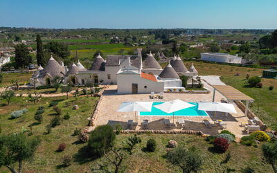 Masseria le Monache: all'aperto, Attività, Balcone / Terrazza / Patio, Benessere, Esterni, Giardino, Piscina, Primavera, Vista Panoramica