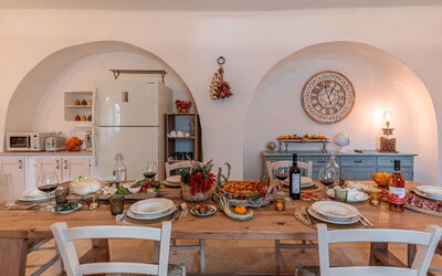 Masseria le Monache: Cibo, Cucina, Primavera, Sala da pranzo, Vista Panoramica