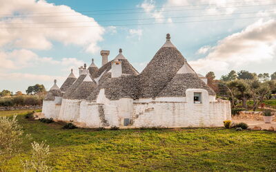 Masseria le Monache: all'aperto, Attività, Balcone / Terrazza / Patio, Benessere, Esterni, Giardino, Piscina, Primavera, Vista Panoramica