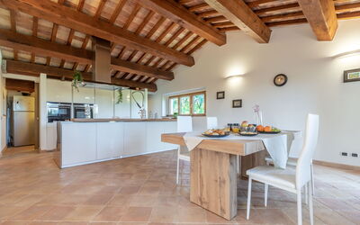 Villa Luna: Cuisine, Salle à manger