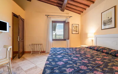 Villa Montecarulli: Automne, chambre à coucher, Été, Printemps