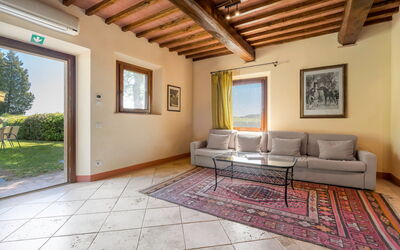 Villa Montecarulli: Automne, Été, Printemps, Salon