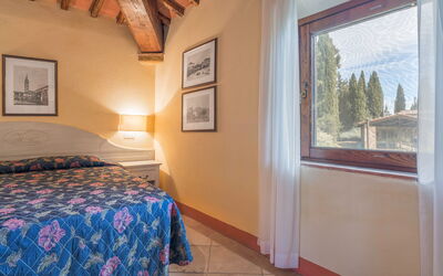 Villa Montecarulli: Automne, chambre à coucher, Été, Printemps