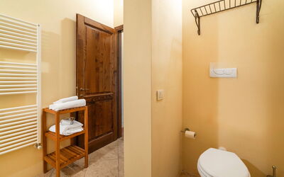 Villa Montecarulli: Automne, Été, Printemps, Salle de bain