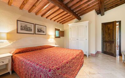 Villa Montecarulli: Automne, chambre à coucher, Été, Printemps