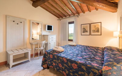 Villa Montecarulli: Automne, chambre à coucher, Été, Printemps