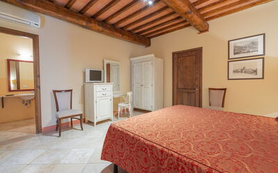 Villa Montecarulli: Automne, chambre à coucher, Été, Printemps