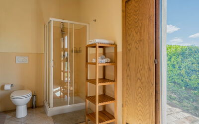 Villa Montecarulli: Automne, Été, Printemps, Salle de bain