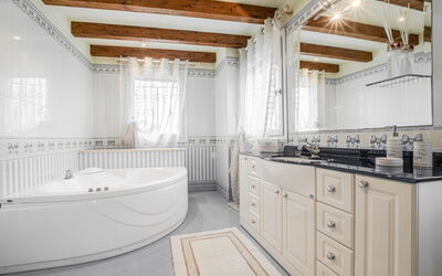 Villa Tania: Autunno, Bagno, Estate, Primavera