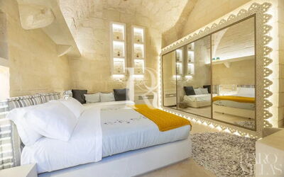 Palazzo Corte dei Granai