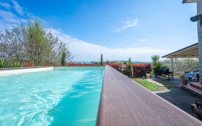 Borgo House in Florentine Hills with Pool: Autunno, Estate, Piscina, Primavera