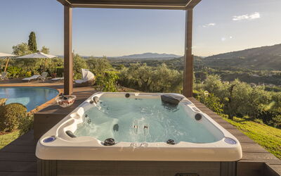 Villa Alessia Luxury: Automne, Été, jacuzzi, Printemps