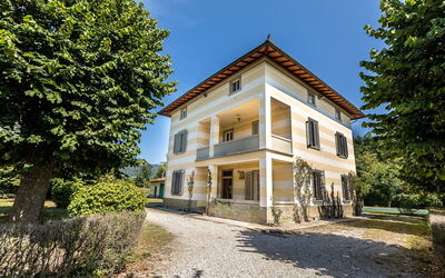 Villa Amelia: Entrée principale, Extérieur, Extérieurs