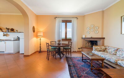 Villa Acquaviva with Pool in Perugia: Autumn, Living Room, Spring, Summer