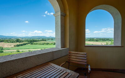 Villa Acquaviva with Pool in Perugia: Autumn, Balcony / Terrace / Patio, Spring, Summer