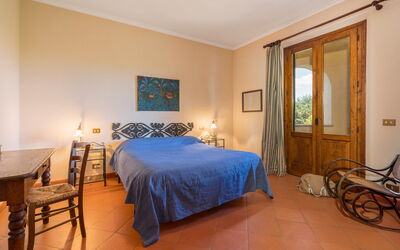 Villa Acquaviva with Pool in Perugia: Autumn, Bedroom, Spring, Summer