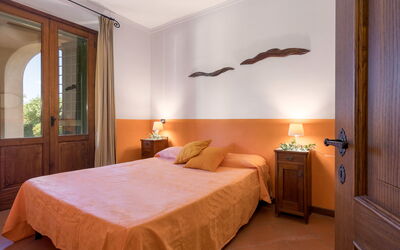 Villa Acquaviva with Pool in Perugia: Autumn, Bedroom, Spring, Summer