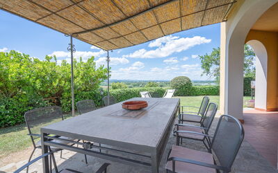 Villa Acquaviva with Pool in Perugia: Autumn, Garden, Spring, Summer