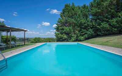 Villa Acquaviva with Pool in Perugia: Autumn, Garden, Pool, Spring, Summer