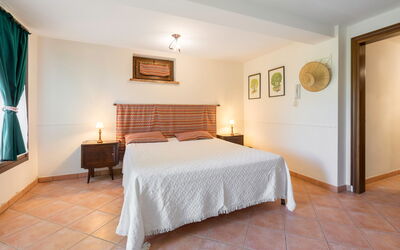 Villa Acquaviva with Pool in Perugia: Autumn, Bedroom, Spring, Summer