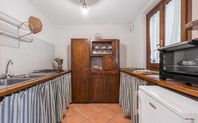 Villa Acquaviva with Pool in Perugia: Autumn, Kitchen, Spring, Summer
