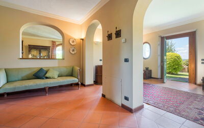 Villa Acquaviva with Pool in Perugia: Autumn, Living Room, Spring, Summer