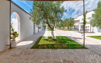 Masseria Lamagrotte by Raro Rooms