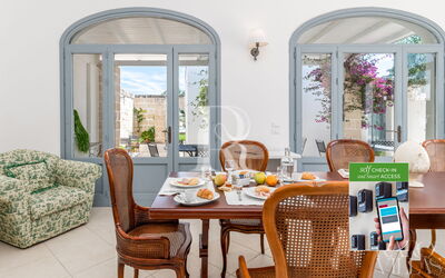 Suite Azalea by Raro Rooms - Masseria Lamagrotte