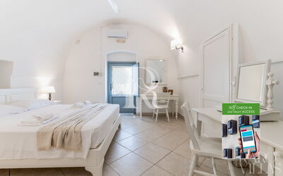 Deluxe Room Camelia by Raro Rooms - Masseria Lamagrotte